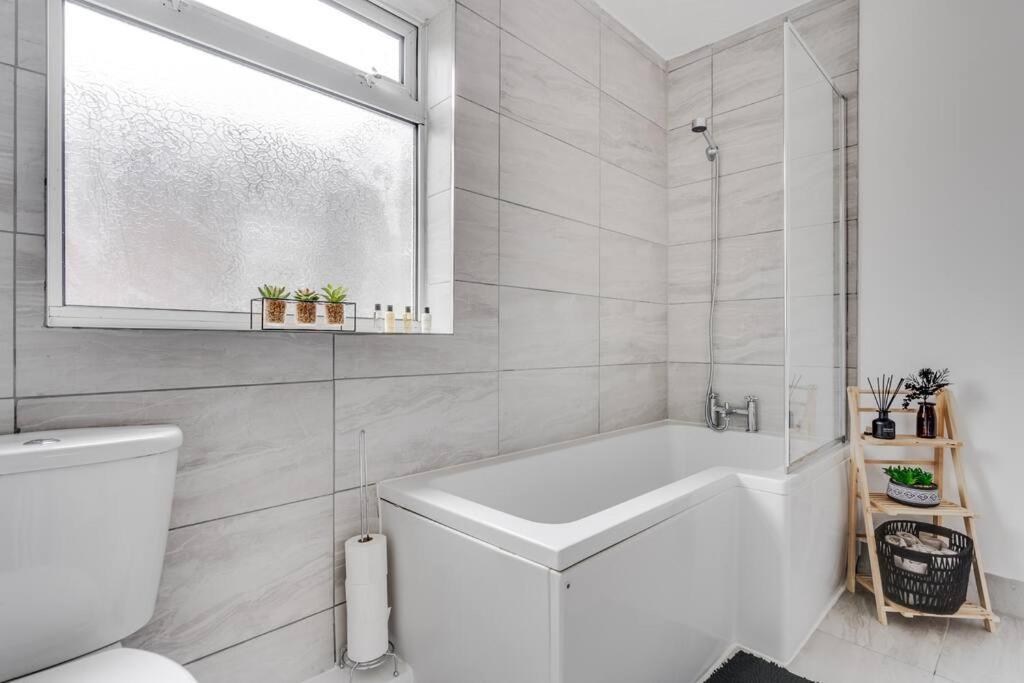 Liverpool 3 Bed House Eksteriør bilde