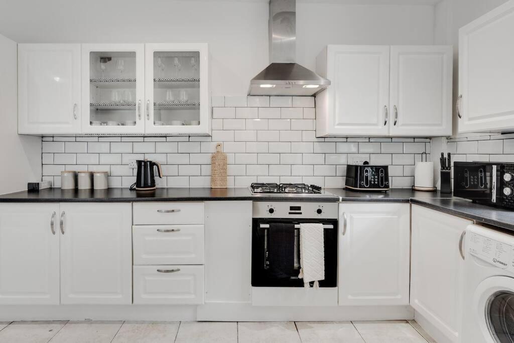 Liverpool 3 Bed House Eksteriør bilde